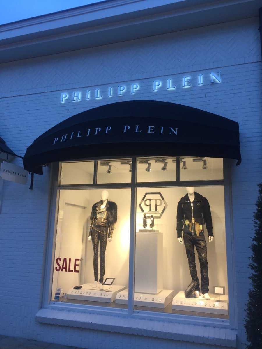 Philipp Plein -- Designer Outlet Roermond